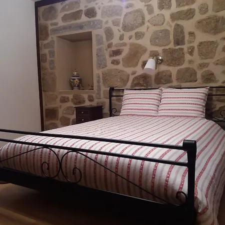 Πανσιόν Vittis Suites Amares Besteiros